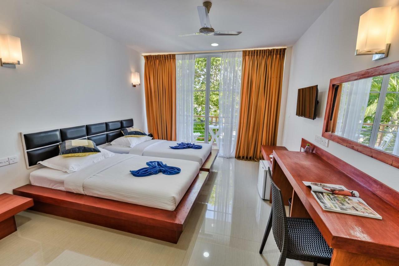 Athiri Beach Maldives Дігура Екстер'єр фото
